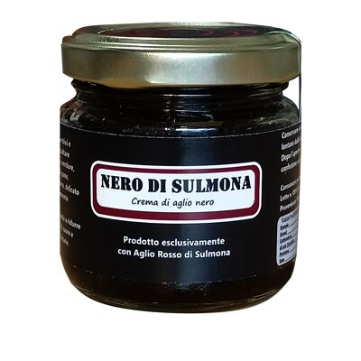 Crema di Aglio Nero 100 %, hergestellt aus geriebenem Aglio Rosso di Sulmona (Abruzzen – Italien)
