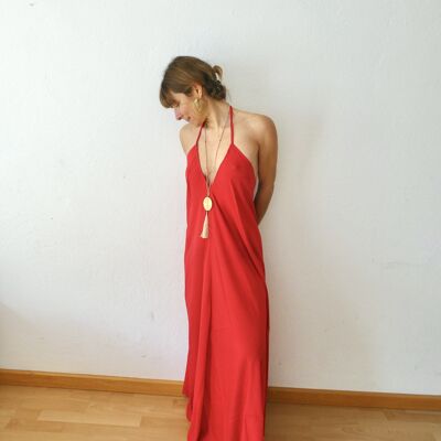 RED BACKLESS DRESS
