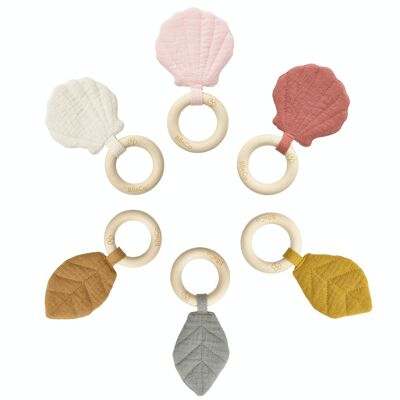 Wooden and cotton teething rattle