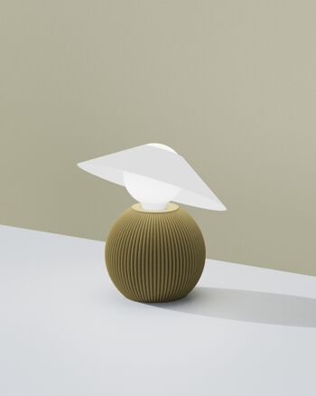 Lampe à poser eco design minimaliste décoratif, "DAM". Dame au chapeau lampe 5