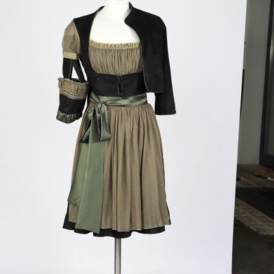 Women dress Austrian - Rosa - Dali Oleschko Couture