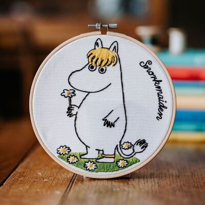Snorkmaiden Daisy Picking Embroidery Craft Kit