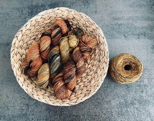 AMPHORA, Handgefärbte SockenWolle, Handdyed Yarn, mit Säurefarben gefärbt