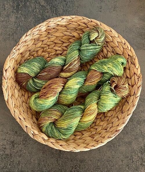 GRAS und MATSCH, Handgefärbte Wolle, Handdyed Yarn, mit Säurefarben gefärbt