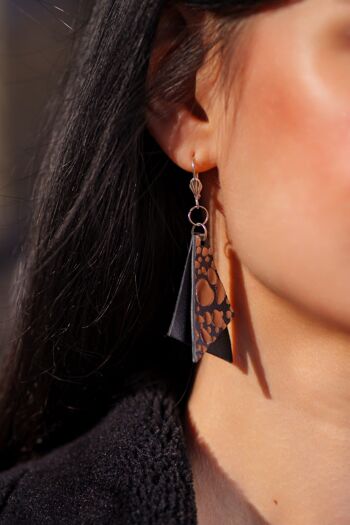 BOUCLES D'OREILLES EN CUIR NOIR ET ARGENTE 3