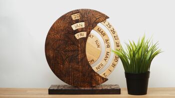 Calendrier de bureau en bois 1