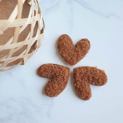 Cinnamon brown toupee brooch