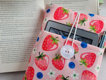 Pochette de livre aux fraises 5