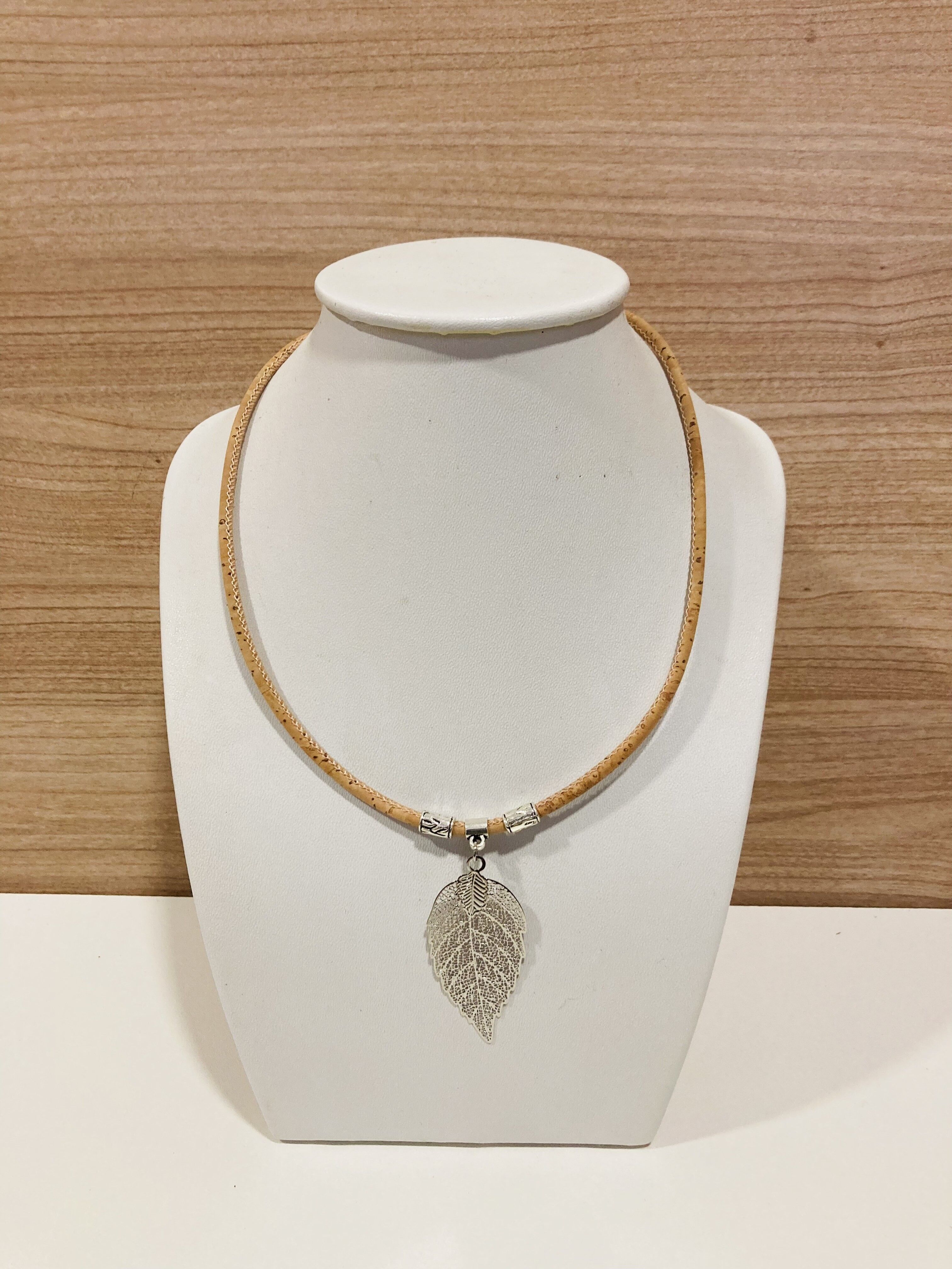 Collana in sughero naturale ZOE - fatta a mano