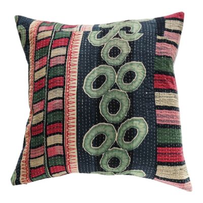 Square kantha cushion N°33