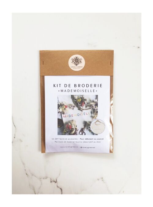 MIDI KIT DE BRODERIE - MADEMOISELLE