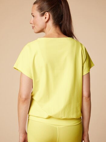 T-shirt de yoga Cuddly Indrani - jaune clair 5