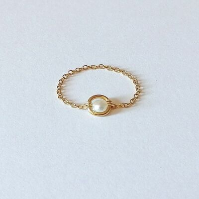 Chic Gold Stainless Steel Ring with Chain and Cultured Pearl