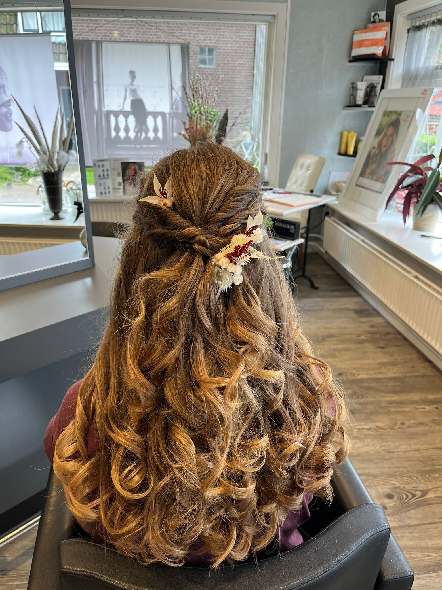 Haarnadeln mit Trockenblumen