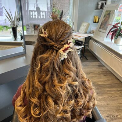 Forcine per capelli con fiori secchi