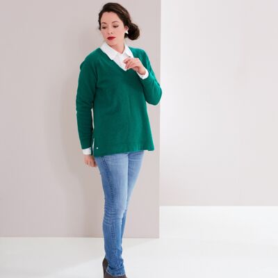V-neck sweater Paula fern green by Summit by pos.sei.mo, dehaired possum, Made in Germany, light as a feather, low pilling, cashmere spa,