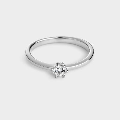 Silver solitaire ring with 3.8 mm zirconia mounted on 6 claws