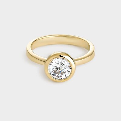 Yellow gold plated silver solitaire ring with 7mm bezel set zirconia