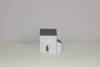 Maison en porcelaine avec bougie chauffe-plat LED | Style contemporain | Fait à la main | Décoration d'intérieur moderne | Finition mate en gris et blanc 1