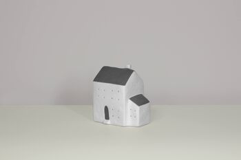 Maison en porcelaine avec bougie chauffe-plat LED | Style contemporain | Fait à la main | Décoration d'intérieur moderne | Finition mate en gris et blanc 2