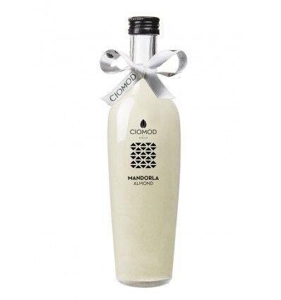 Almond liqueur 50 cl