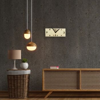 Horloge murale fine en bois naturel 4