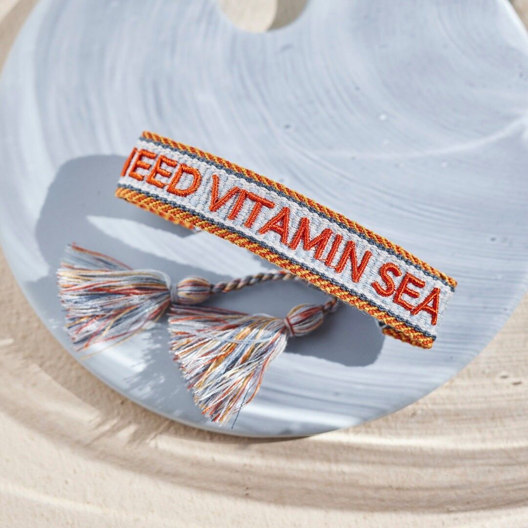 Necesito pulsera de declaración de vitamina del mar