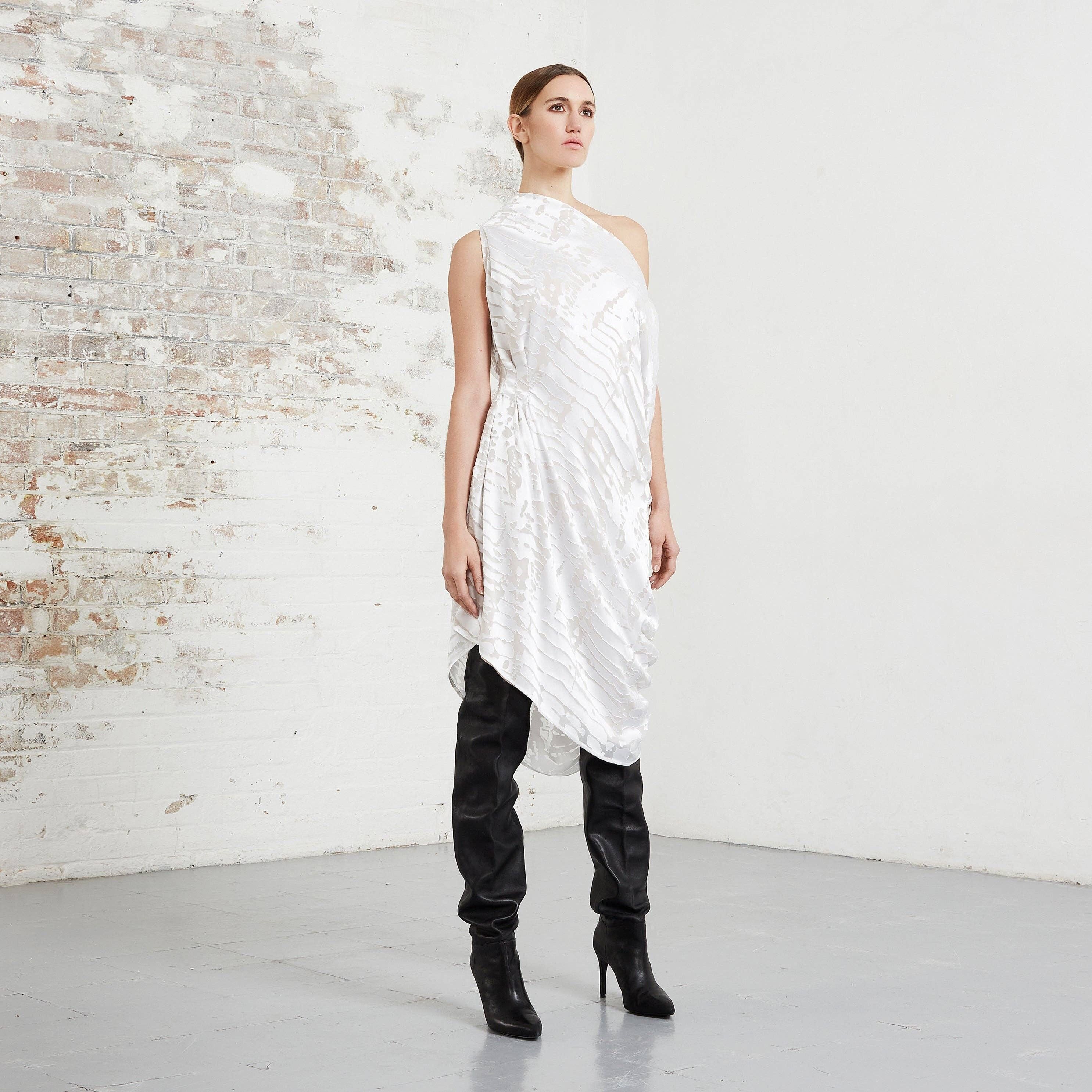 Robe losange dévorée