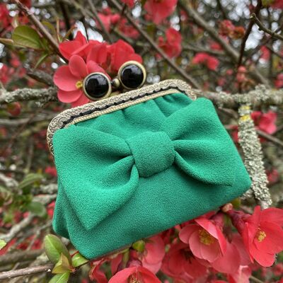 Small GAGA GREEN coin purse with a very girly little bow, retro style.