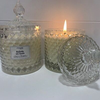 SCENTED CANDLE WALKING IN THE FOREST BONBONNIERE 200 OF 100% VEGETABLE SOYA WAX.