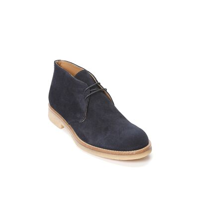 Men's navy Chukka Boot with rubber sole. Made in Italy.
