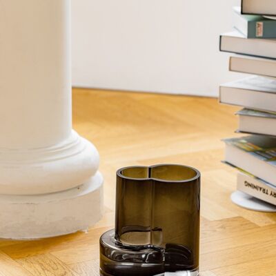 Vase en verre au design innovant avec une touche constructiviste, FUSIO 20 Gris