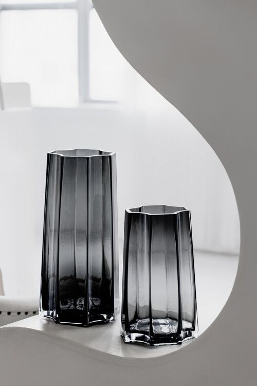 Modern Luxury glass vase, stylish Belgian design, LENOX 30 Gray