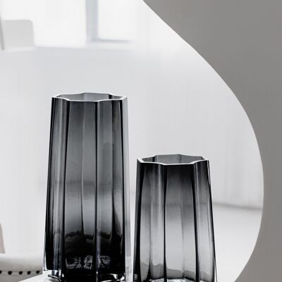Moderne Luxus-Glasvase, stilvolles belgisches Design, LENOX 30 Grau