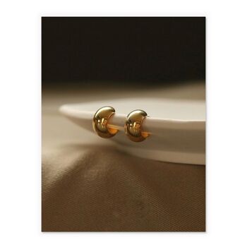 Gold Bean Stud Earrings 1