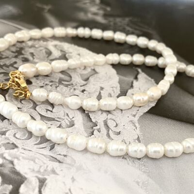Necklace fresh water pearls