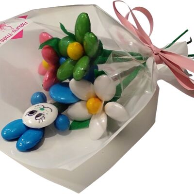 Mini-Strauß aus Kaninchen und Gänseblümchen mit Schokoladen-Zuckermandeln