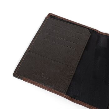 TOGETHER - Porte-passeport Stop RFID en cuir de vachette chocolat / marron foncé - DH-188184-A920-TU 4