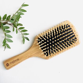 Brosse à cheveux en bambou écologique 1