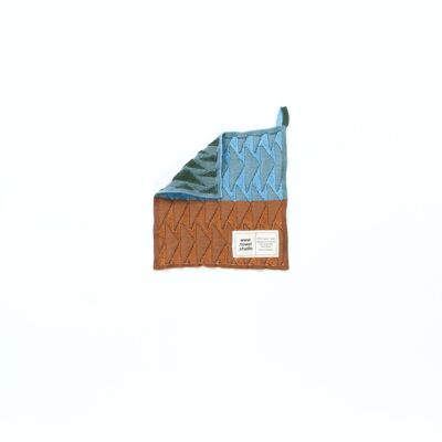 Forest Washcloth in Cocoa Teal
27 x 27 cm