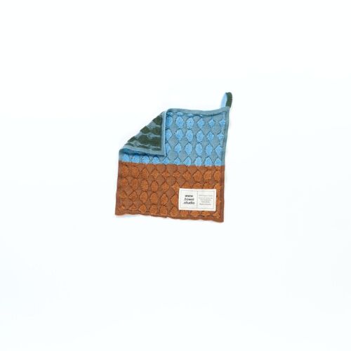 Pond Washcloth in Cocoa Teal
27 x 27 cm