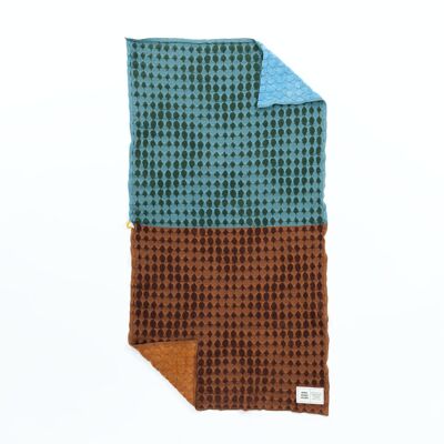 Pond Bath Towel in Cocoa Teal
65 x 130 cm