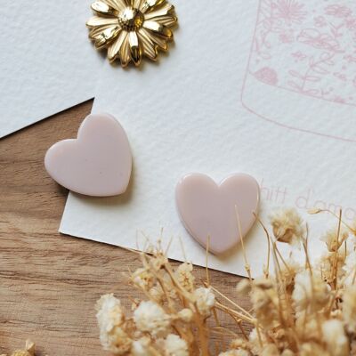 Pale pink heart chip