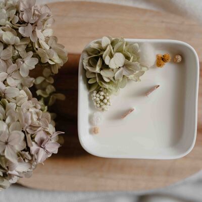 Natürliche Blumenkerze mit Neroli & Yuzu Duft