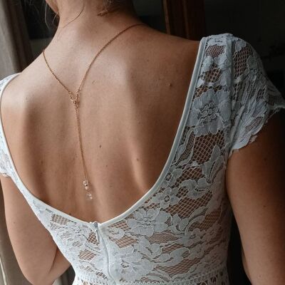 Joya sin espalda de piedra lunar: collar de novia elegante y bohemio.