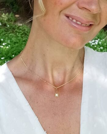 Collier de mariée doré à pendentif étoile- zircon brillant- bijou minimaliste. 1