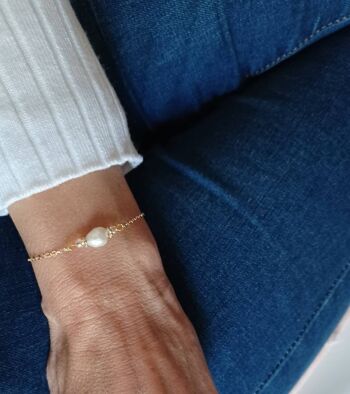 OMBELINE- bracelet de mariée à perle d'eau douce irrégulière- bijou bohème et chic. 3