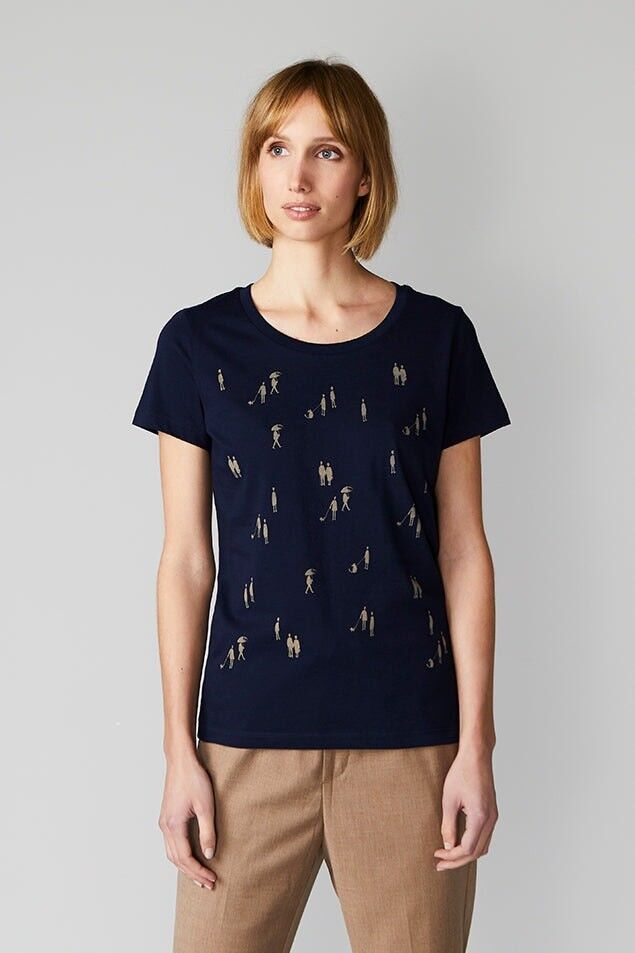 Flanierende Fußgänger Französische Marine