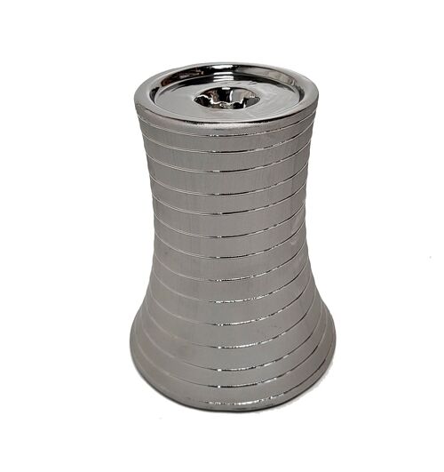 Silver metal candle holders with striped pattern 16cm