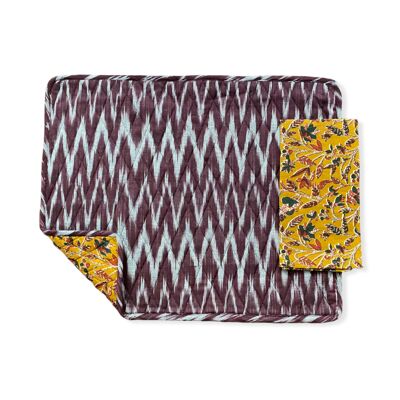 COUVERT INDIVIDUEL RÉVERSIBLE IKAT MARRON AVEC SERVIETTE